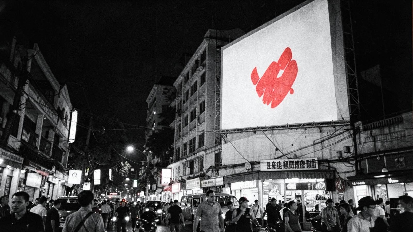 Guerilla campaigns and round tables in Asia